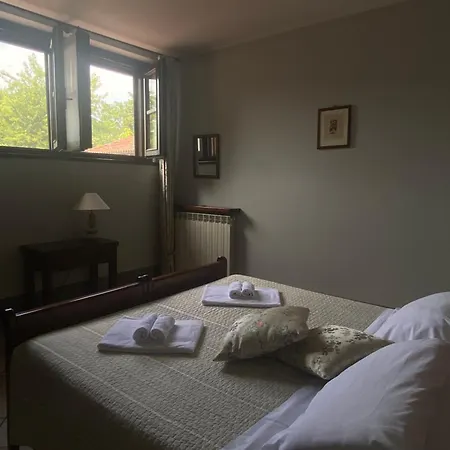 Farm stay Viticcio La Morra