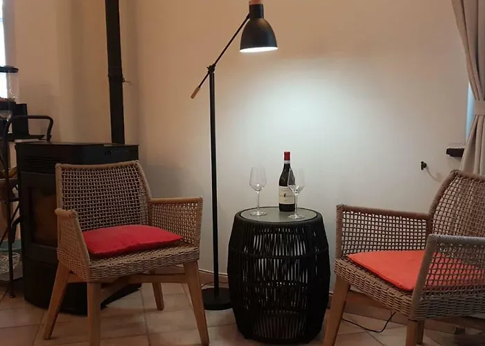 Viticcio Farmház La Morra